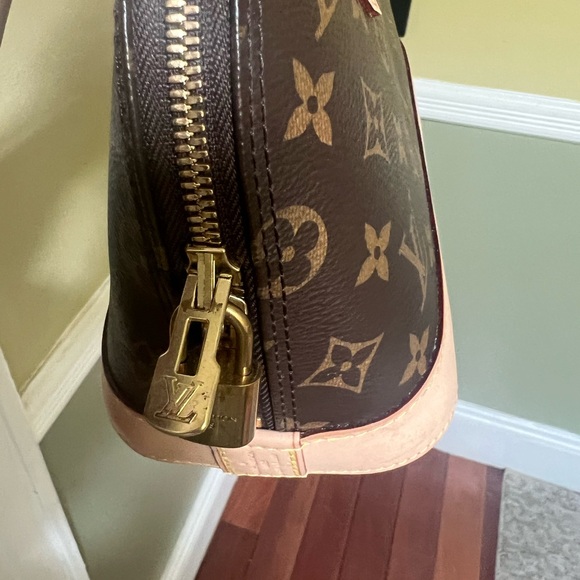 LOUIS VUITTON authentic ALMA BB SOLD - Picture 13 of 15